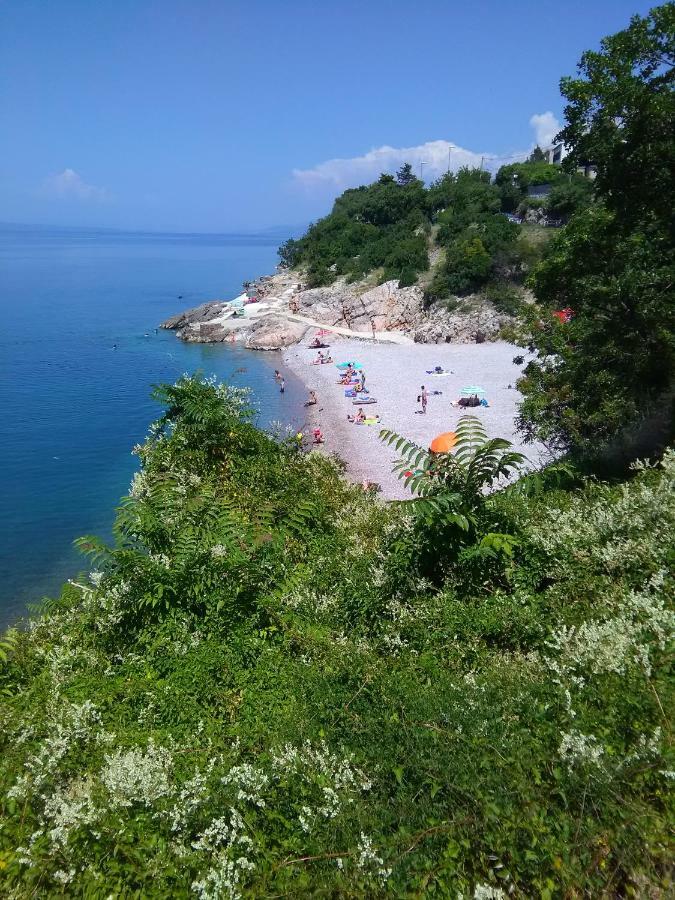 Apartments Mare Croatia Сень Екстер'єр фото